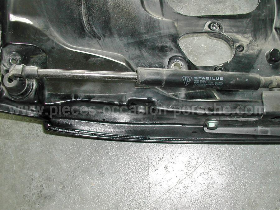 Vérin capot AR Porsche 996 C4S Coupé